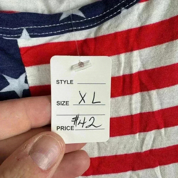 American Flag tank top - Picture 3 of 3